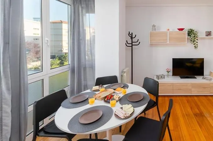 Ideal Familias Apartment